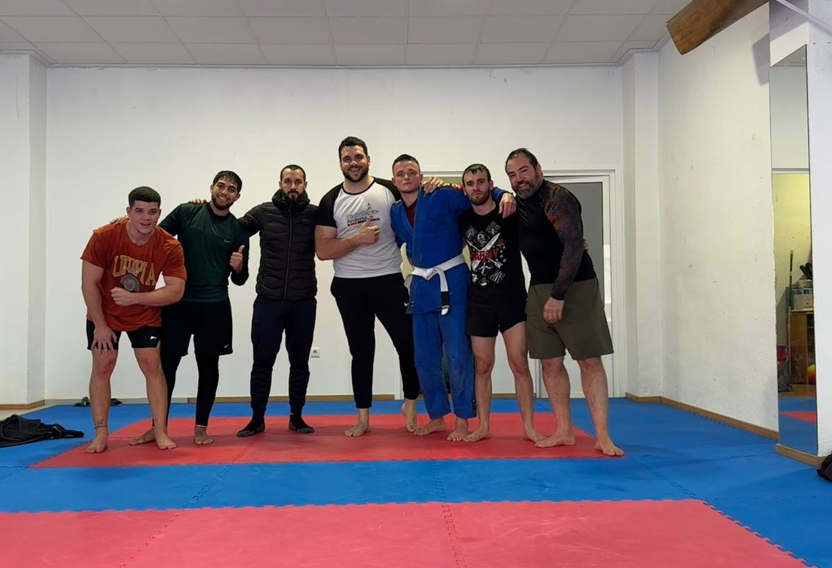 Miembros del Club de Lucha Guardamar